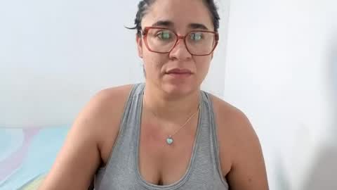 Snapshot of estrellajunior chatting on July 19, 2026, 11:36 am estrellajunior online show from July 19, 2026, 11:36 am