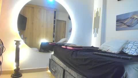 AmberDisny online show from February 2, 2025, 5:42 am