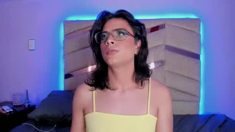 Eterea online show from March 12, 2025, 9:23 am