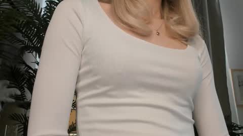 Natalie online show from March 14, 2026, 5:57 am