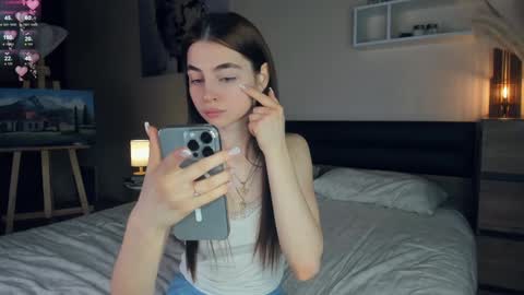 Snapshot of eternity_is_endless chatting on January 17, 2025, 7:19 am Mary online show from January 17, 2025, 7:19 am