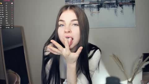 Snapshot of eternity_is_endless chatting on November 30, 2025, 7:45 am Mary online show from November 30, 2025, 7:45 am