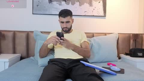 Snapshot of ethan__walker chatting on April 20, 2026, 7:15 pm Ethan online show from April 20, 2026, 7:15 pm