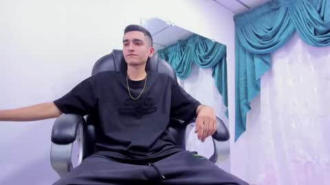 Snapshot of ethan_boy_ chatting on January 10, 2025, 8:37 pm Ethan online show from January 10, 2025, 8:37 pm