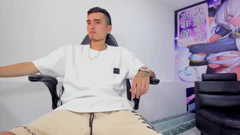 Snapshot of ethan_boy_ chatting on September 30, 2025, 9:53 pm Ethan online show from September 30, 2025, 9:53 pm