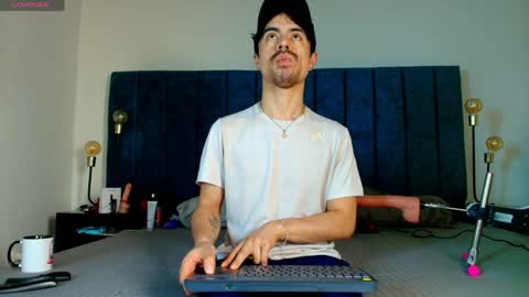 ethan  online show from April 6, 2026, 3:37 am