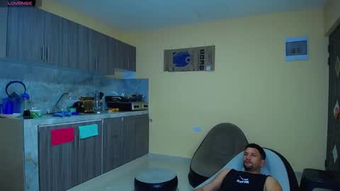 Snapshot of ethan_hawke_ chatting on October 22, 2025, 9:20 am Jose online show from October 22, 2025, 9:20 am