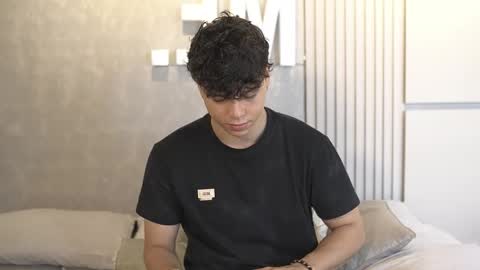 Snapshot of ethan_occonor chatting on October 19, 2025, 6:41 pm ethan_occonor online show from October 19, 2025, 6:41 pm