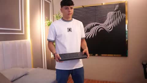 Snapshot of ethan_occonor chatting on November 18, 2025, 12:31 pm ethan_occonor online show from November 18, 2025, 12:31 pm