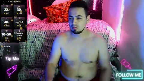 ethan_quill online show from December 21, 2025, 11:06 am