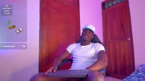 Snapshot of ethan_travis0 chatting on October 18, 2025, 8:09 pm ethan travis online show from October 18, 2025, 8:09 pm