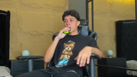 ethanlowell online show from November 15, 2025, 4:21 am