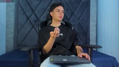 ethanlowell online show from April 2, 2026, 8:39 pm