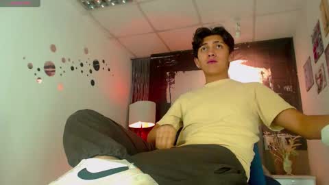 ETHAN online show from October 24, 2025, 4:20 am