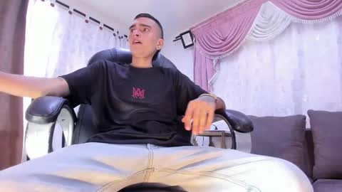 Ethan Boy online show from April 6, 2026, 7:15 pm