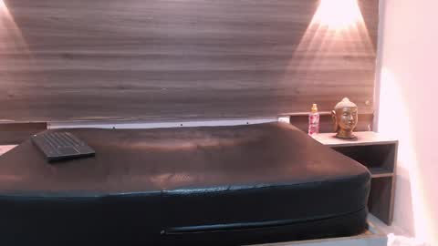 ethann cock1 online show from April 16, 2026, 10:34 pm