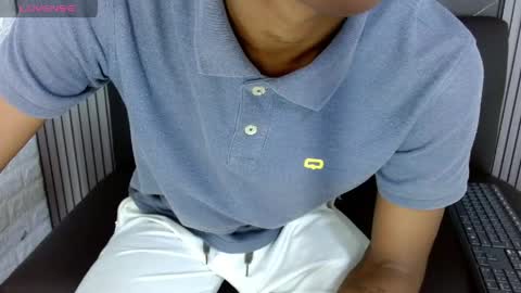 ethann cock1 online show from April 19, 2026, 7:38 pm