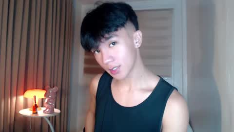 Rey online show from April 17, 2026, 11:46 am