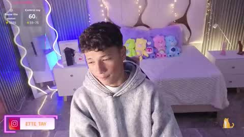 Snapshot of ette_tay chatting on January 8, 2026, 3:20 am ette online show from January 8, 2026, 3:20 am