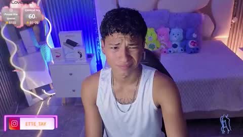 Snapshot of ette_tay chatting on February 2, 2026, 3:49 am ette online show from February 2, 2026, 3:49 am