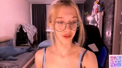 Snapshot of eufemiazurawski chatting on February 19, 2026, 11:17 am Tali online show from February 19, 2026, 11:17 am