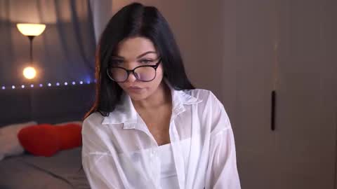 Snapshot of eulabrenneis chatting on December 3, 2025, 8:23 am Camila online show from December 3, 2025, 8:23 am