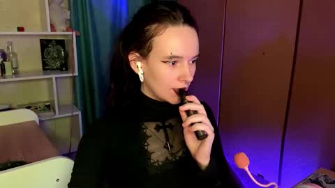 Kate online show from March 16, 2026, 11:03 am