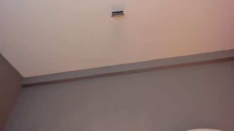 EVA  online show from January 5, 2025, 2:30 pm