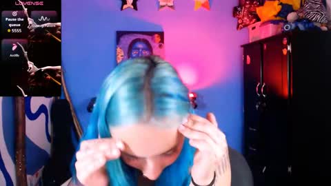 Snapshot of eva_brooks1 chatting on May 15, 2026, 5:42 pm Iris Smile independent model online show from May 15, 2026, 5:42 pm