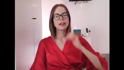 Snapshot of eva_cutesmile chatting on July 29, 2026, 6:39 pm Eva online show from July 29, 2026, 6:39 pm