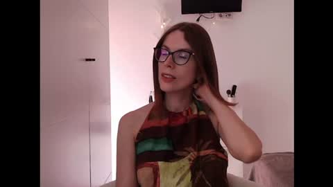 Snapshot of eva_cutesmile chatting on August 1, 2026, 5:34 pm Eva online show from August 1, 2026, 5:34 pm