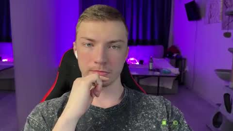 Eva and Iron online show from February 28, 2026, 11:17 pm