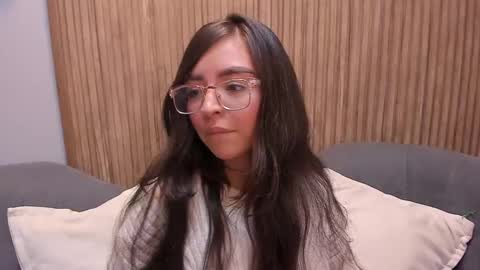 Angelinne online show from December 7, 2024, 3:25 am