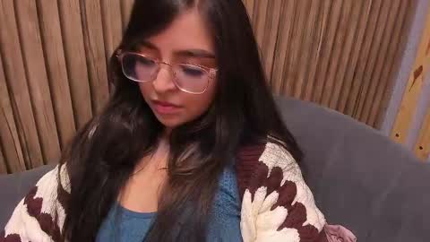 Angelinne online show from January 29, 2025, 9:55 am