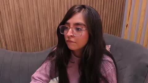 Angelinne online show from January 30, 2025, 6:13 am