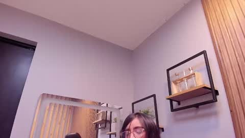 Angelinne online show from February 2, 2025, 12:57 pm