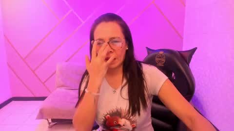 Snapshot of eva_mermaid chatting on September 13, 2025, 2:39 pm Eva online show from September 13, 2025, 2:39 pm