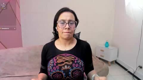 Snapshot of eva_mermaid chatting on October 15, 2025, 3:01 pm Eva online show from October 15, 2025, 3:01 pm