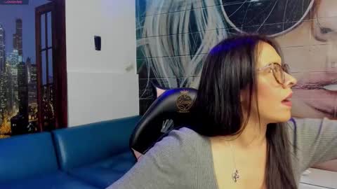 Snapshot of eva_mermaid chatting on October 29, 2025, 3:47 pm Eva online show from October 29, 2025, 3:47 pm