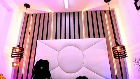 Eva cute online show from November 21, 2025, 11:42 am