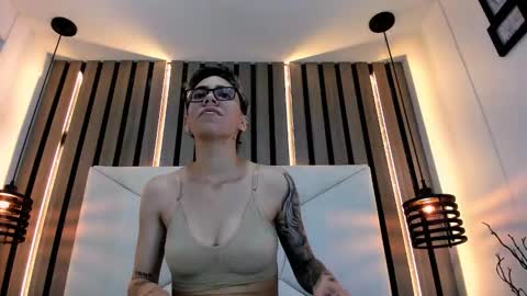 Snapshot of eva_monwalker chatting on February 2, 2026, 5:33 pm Eva cute online show from February 2, 2026, 5:33 pm