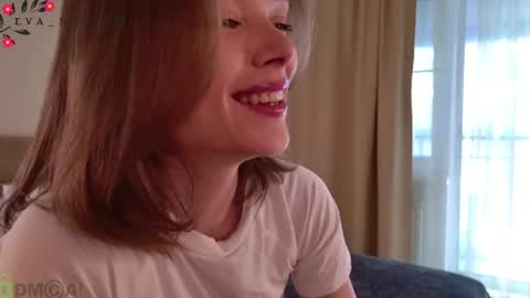 Snapshot of eva_natsumi chatting on July 1, 2026, 6:15 am Eva online show from July 1, 2026, 6:15 am