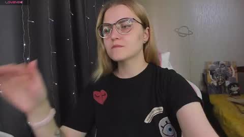 Snapshot of eva_orchid chatting on June 16, 2026, 12:19 pm Eva online show from June 16, 2026, 12:19 pm