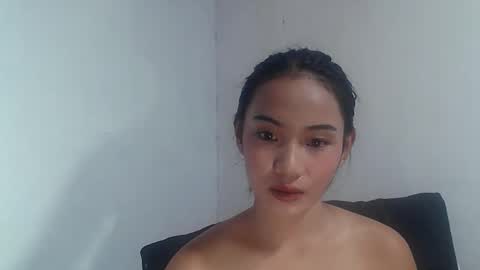 eva_pinay19 online show from November 8, 2025, 9:20 am