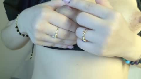 Eva Sin online show from May 15, 2026, 11:12 pm