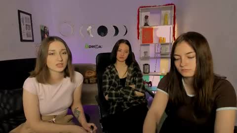 Snapshot of eva_smiith_ chatting on May 7, 2026, 5:46 am Eva online show from May 7, 2026, 5:46 am