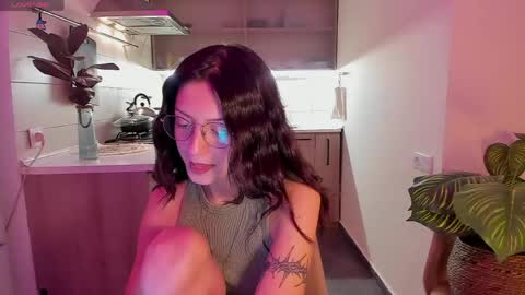 Fansly -  - use this referral link to support me  online show from April 18, 2026, 7:58 pm