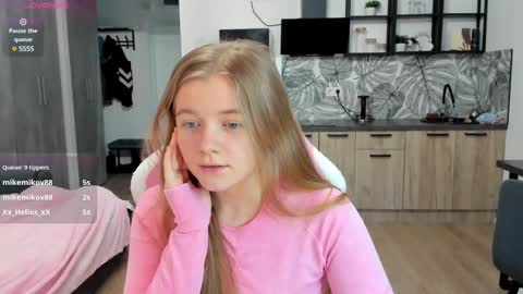 Snapshot of eva_tomiok chatting on December 22, 2024, 11:33 am Eva online show from December 22, 2024, 11:33 am