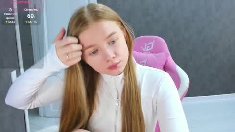 Snapshot of eva_tomiok chatting on February 23, 2025, 6:17 am Eva online show from February 23, 2025, 6:17 am