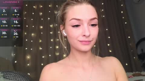 Snapshot of eva_vex chatting on January 16, 2025, 3:02 pm Hello Im Eva online show from January 16, 2025, 3:02 pm